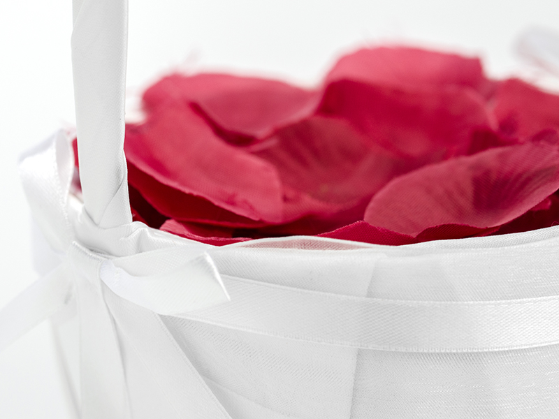 Korb für Rosenblätter, weiß