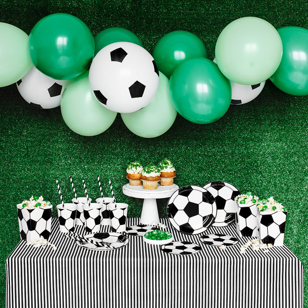 Partykoffer Fußball, für 6 Personen, 60 Teile