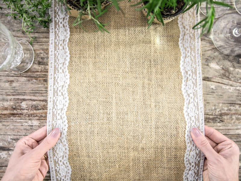 Tischläufer aus Jute mit Spitze 0,28 x 2,75 m
