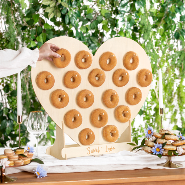 Donutwand "Herz", Naturholz, 65 x 59 cm