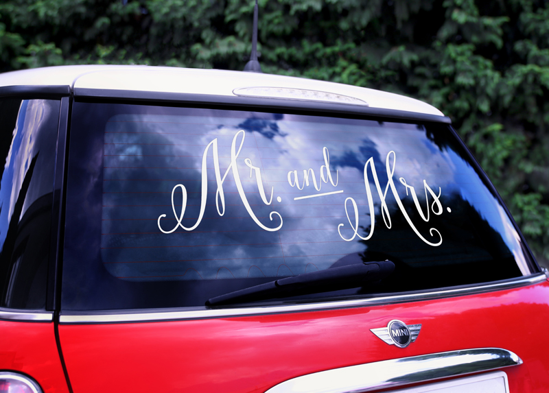 Autoaufkleber - Mr. und Mrs.